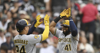 Cerveceros de Milwaukee remonta ante Rays de Tampa Bay y están a dos triunfos de ganar la Serie Mundial